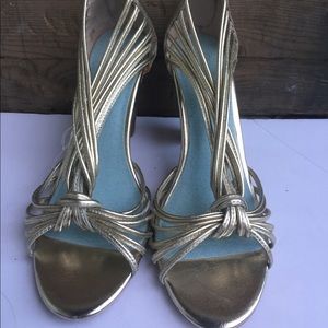 Seychelles Heritage Gold high heels shoes size 8